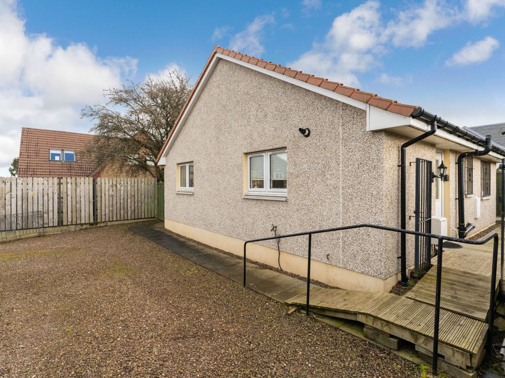 2 bed detached bungalow for sale in Nether Currie Road, Currie EH14 Zoopla