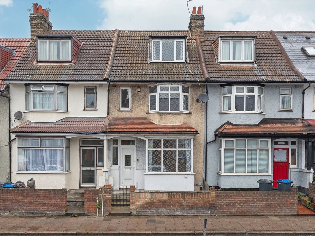 4 bed terraced house for sale in High Street, Colliers Wood SW19 Zoopla