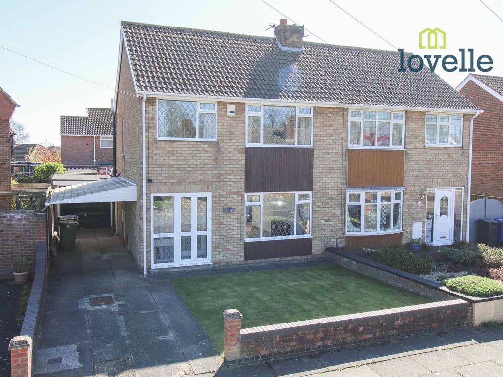 3 bed semidetached house for sale in The Oval, Scartho, Grimsby DN33