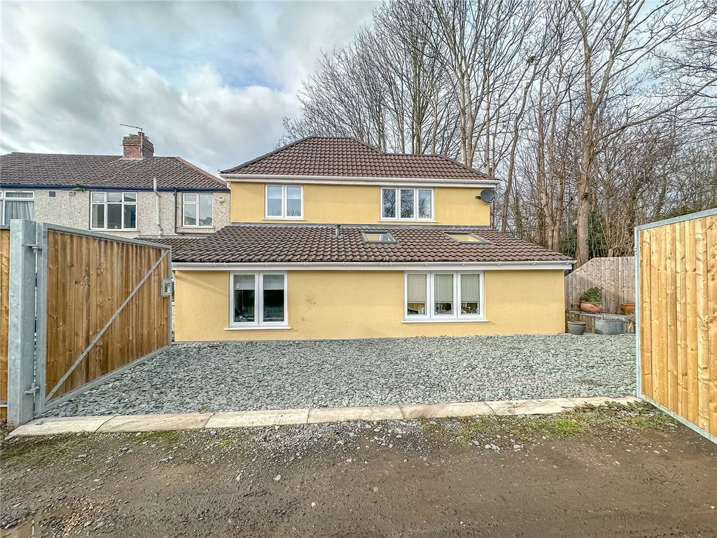 3 bed detached house for sale in Whitefield Road, Speedwell, Bristol