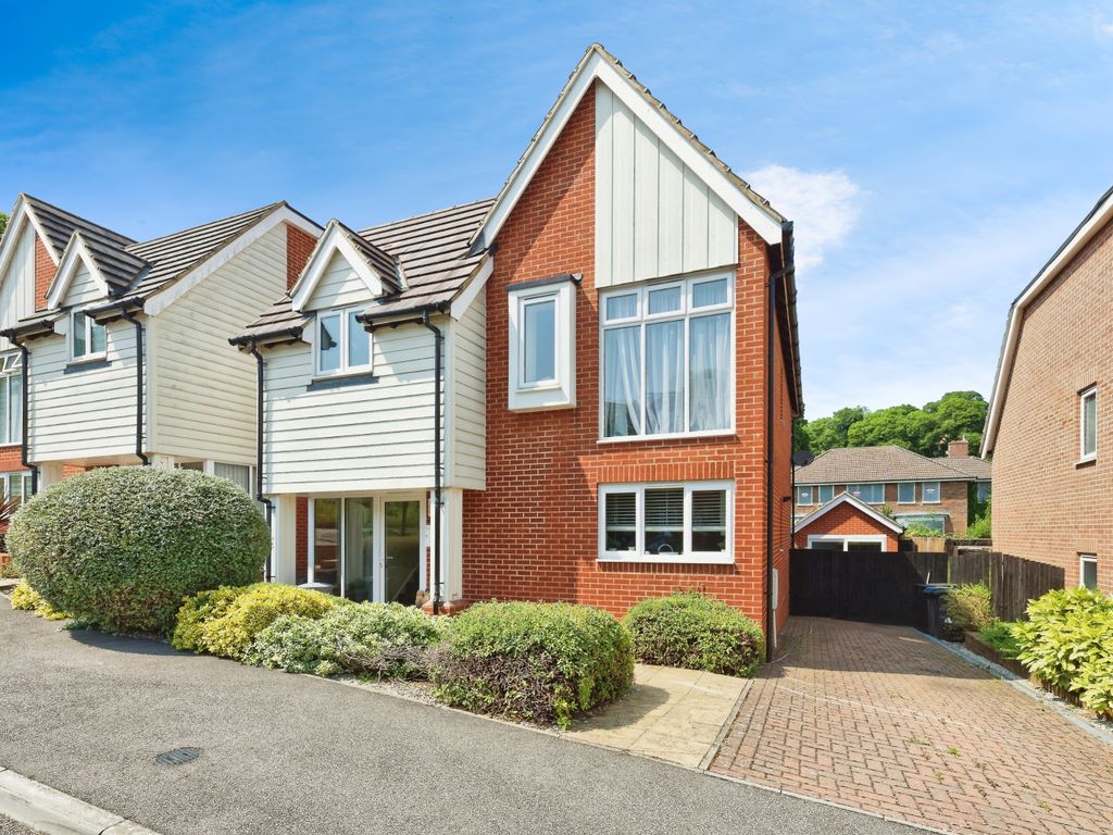 3 bed detached house for sale in Elysium Park Close, Whitfield, Dover