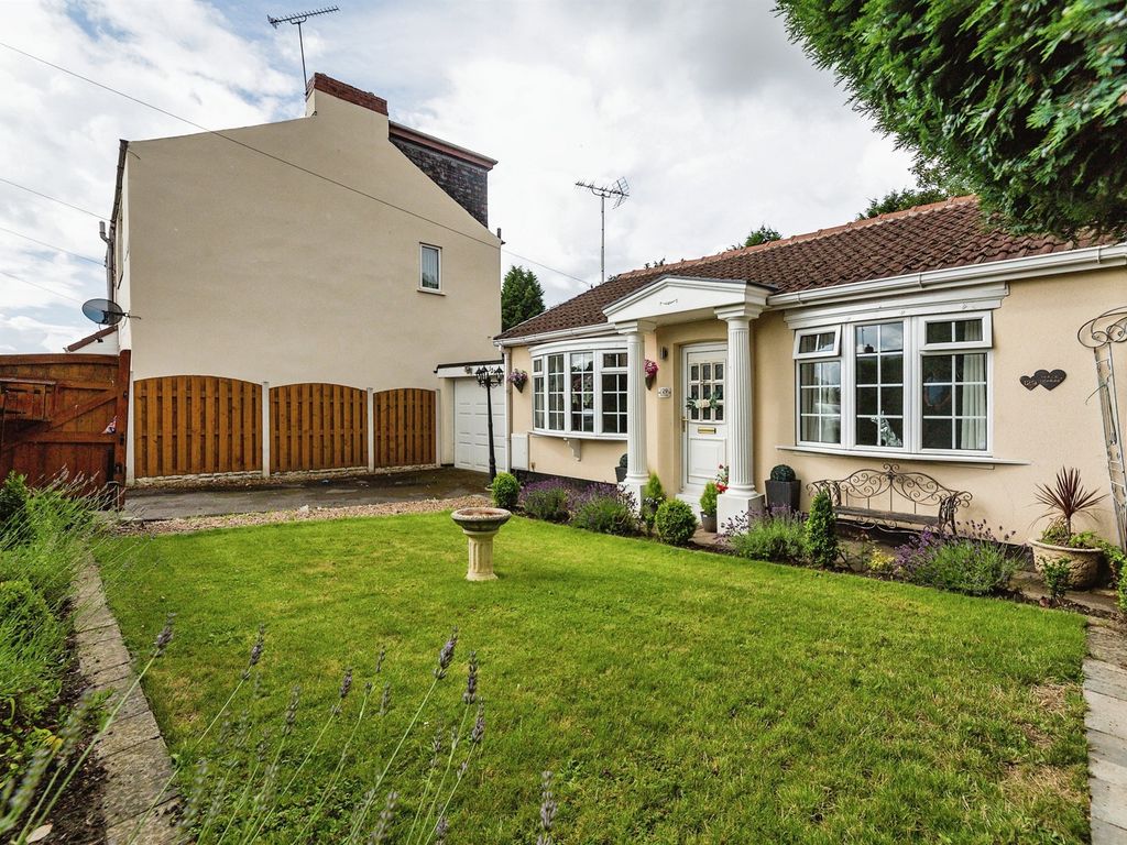 2 bed detached bungalow for sale in Main Street, Rawmarsh, Rotherham S62 Zoopla