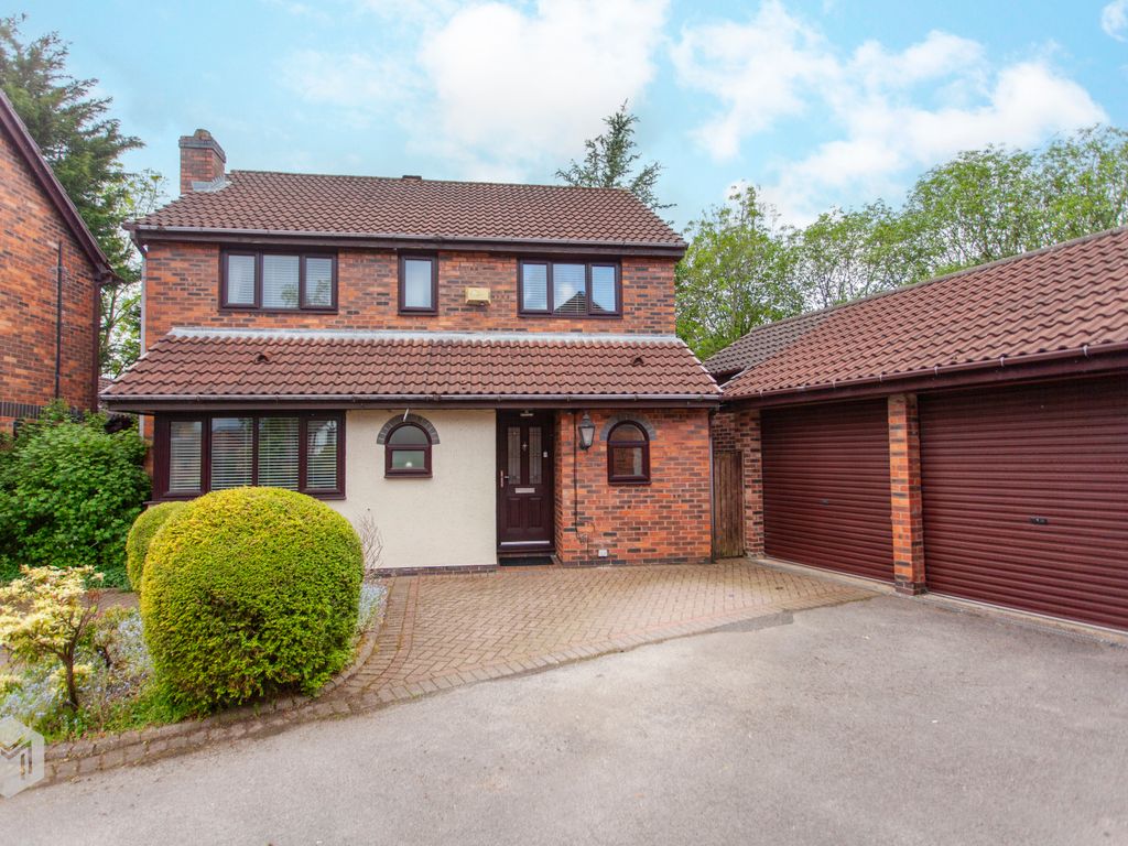 4 bed detached house for sale in Montgomery Way, Radcliffe, Manchester