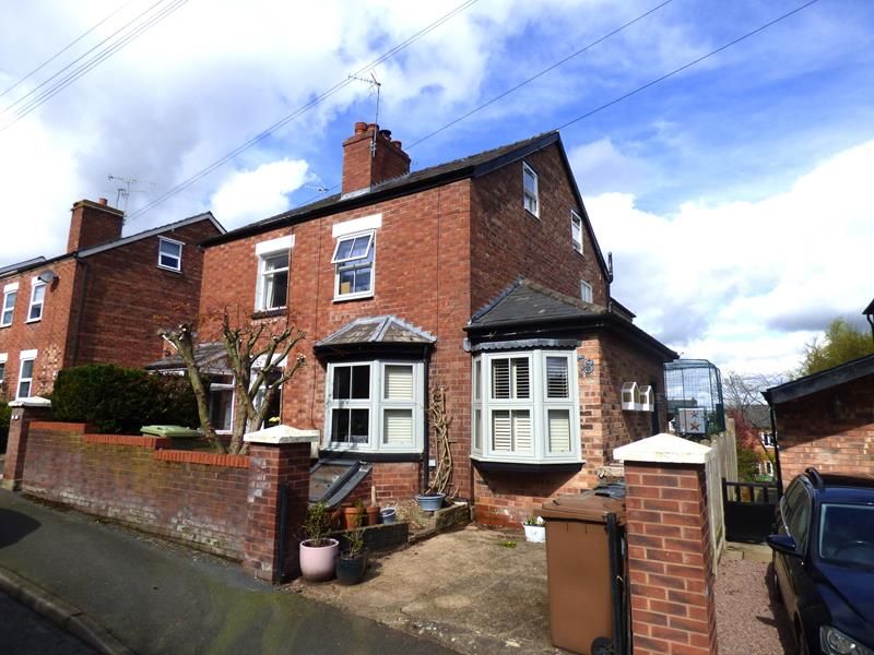 3 bed semidetached house for sale in Quest Hills Road, Malvern WR14, £