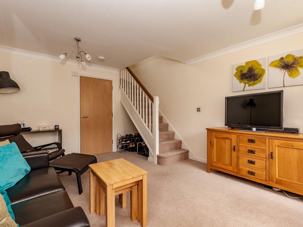 2 bed detached house to rent in Simpsons Way, Kennington, Oxford OX1, £