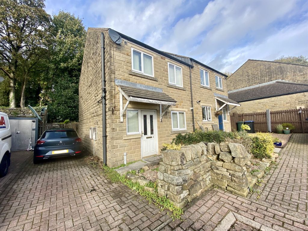 2 bed semidetached house for sale in Dee Court, Oakworth, Keighley