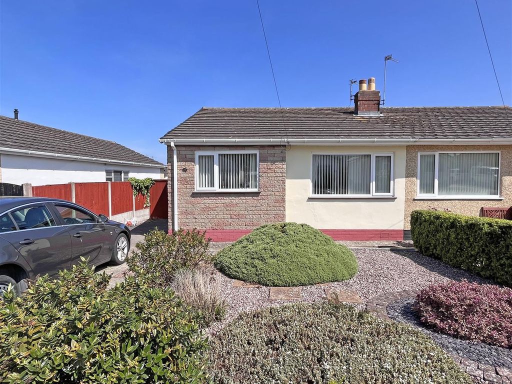 2 bed detached bungalow for sale in Coed Celyn, Abergele, Conwy LL22