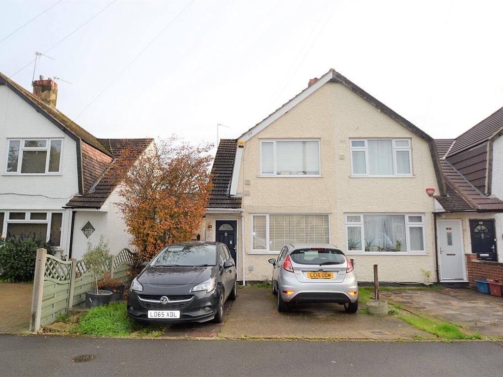 3 bed end terrace house for sale in East Road, Bedfont, Feltham TW14