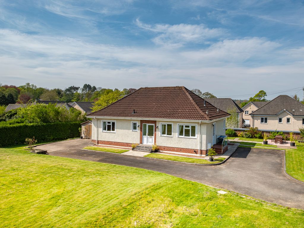 3 bed bungalow for sale in Stonelaw Drive, Rutherglen, Glasgow G73, £