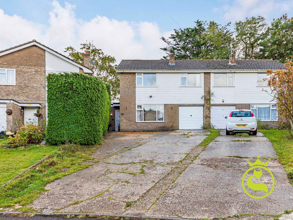 3 bed semidetached house for sale in Dorchester Gardens, Poole BH15, £