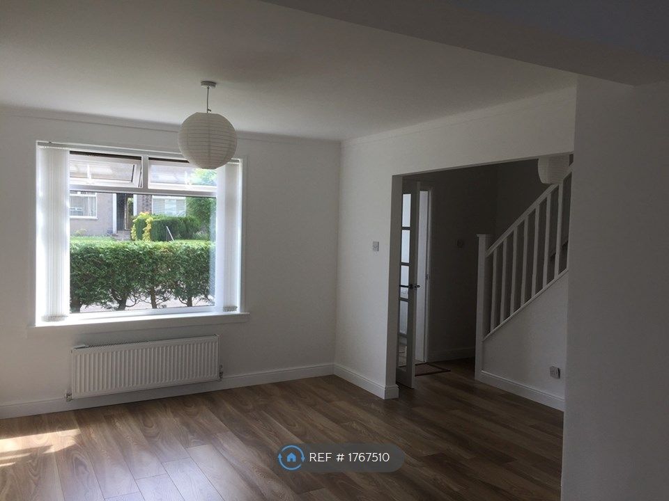 2 bed terraced house to rent in Livingstone Drive, Murray, East