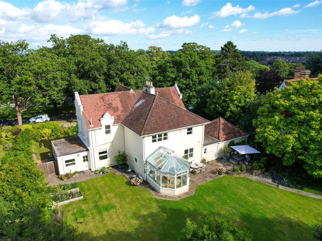 4 bed detached house for sale in Church Road, Southborough, Tunbridge