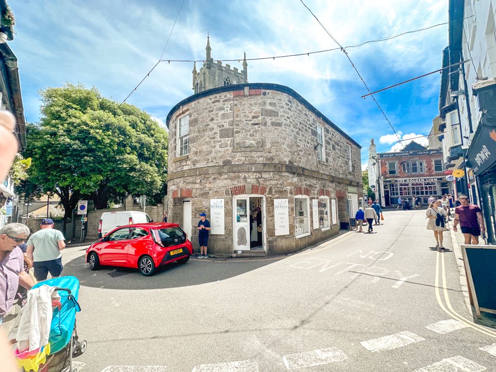 Retail premises for sale in Blue Bramble Gallery, Market House, Market