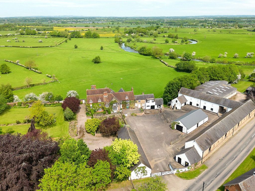 Land for sale in Tutbury, BurtonOnTrent, Staffordshire DE13, £