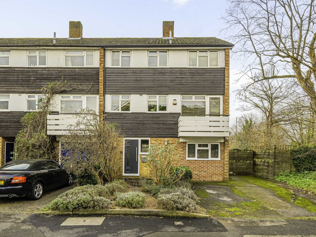 4 bed terraced house for sale in Kenton Avenue, SunburyOnThames TW16, £750,000 Zoopla
