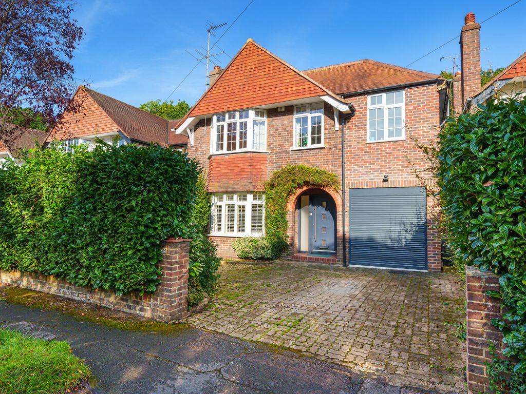 4 bed detached house for sale in Horsell, Surrey GU21, £899,950 Zoopla