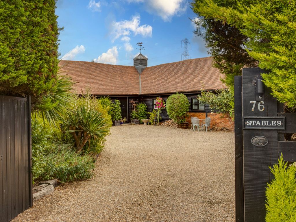 5 bed barn conversion for sale in Hedgerley Lane, Gerrards Cross