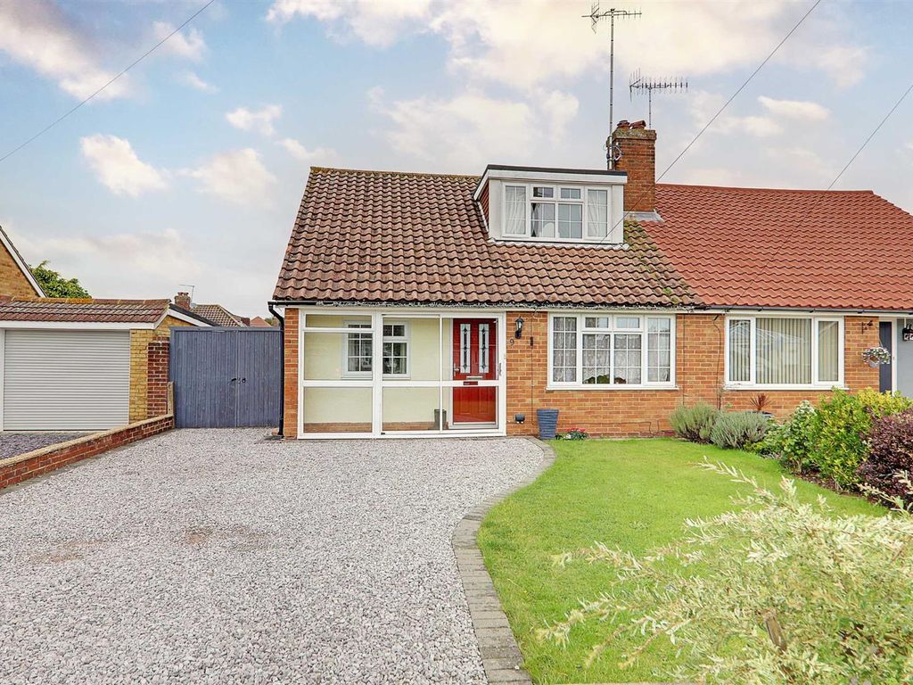 2 bed semidetached house for sale in Lingfield Close, Worthing BN13, £