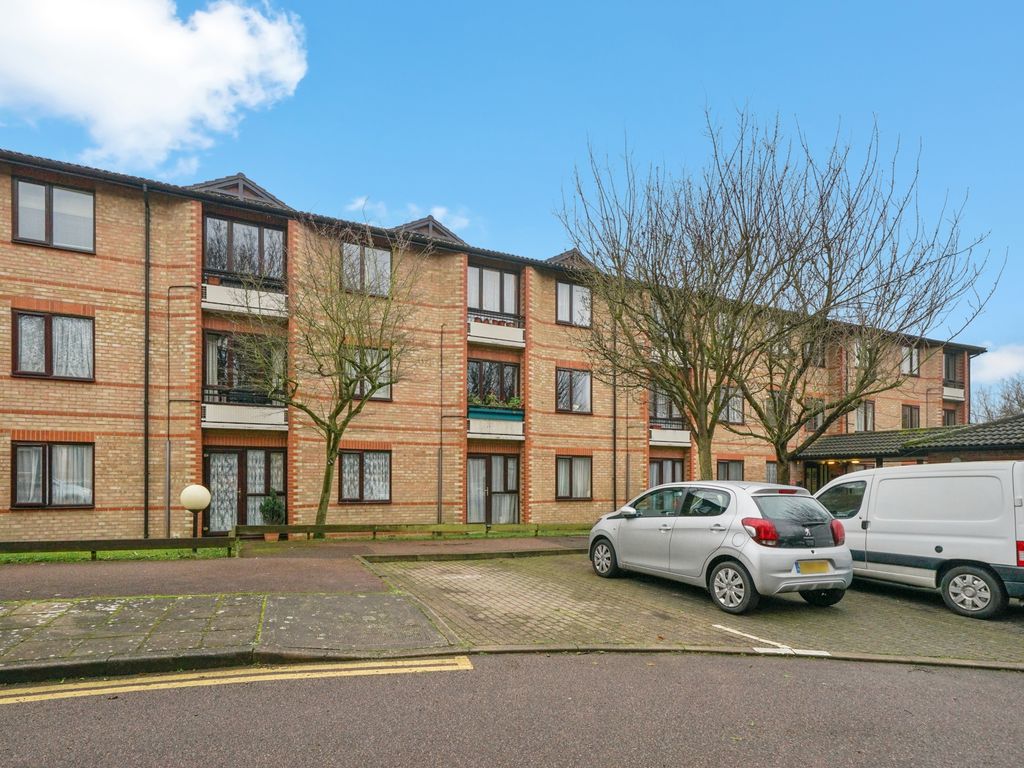 Walker Close, Hanwell W7  