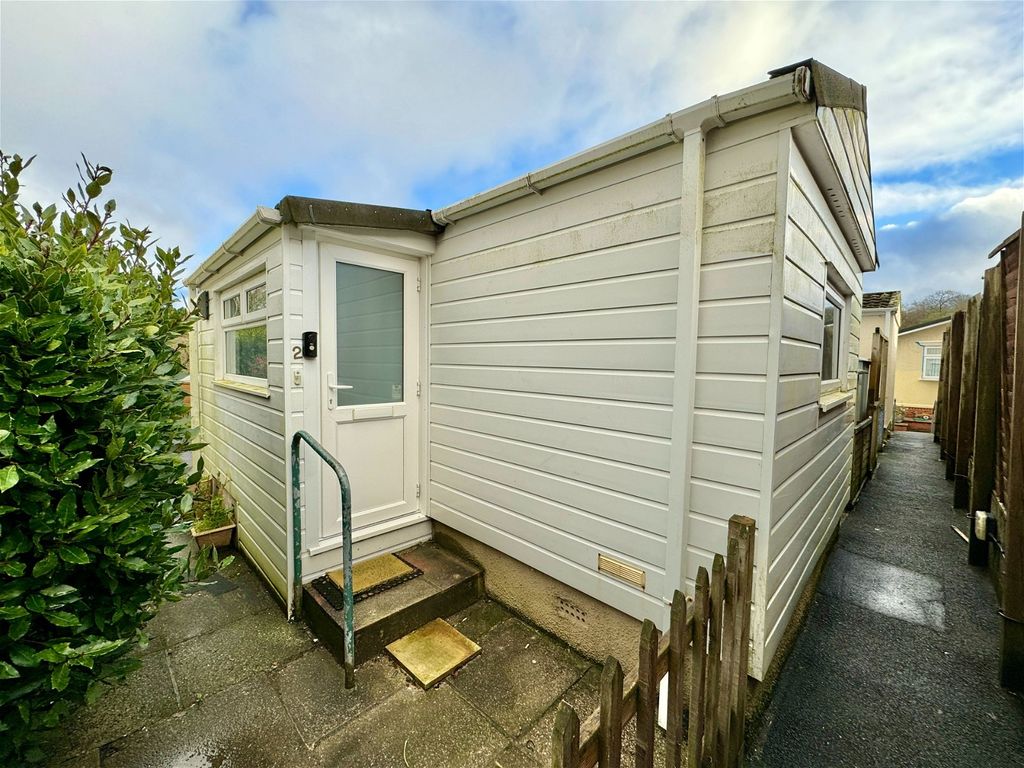 1 bed mobile/park home for sale in Laburnum Grove, Glenholt Park