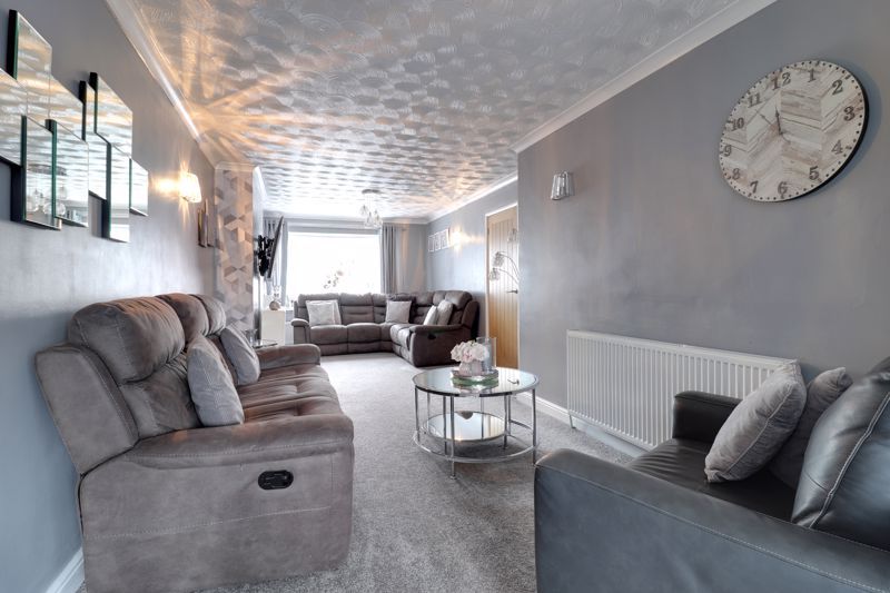 4 bed semidetached house for sale in Manor Farm Crescent, Burton Manor