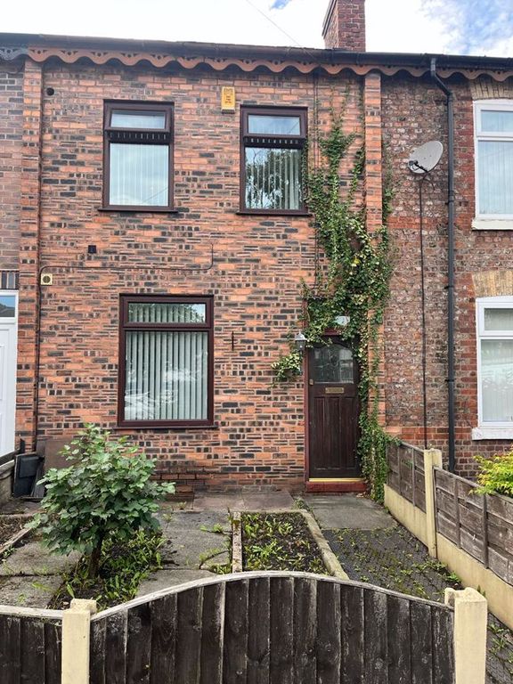 4 bed terraced house to rent in Franklin Street, Eccles, Manchester M30