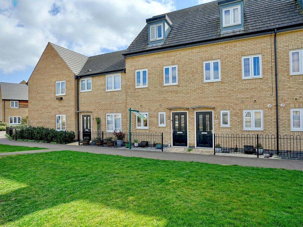 3 bed town house for sale in Meadow Gardens, Huntingdon PE29 Zoopla