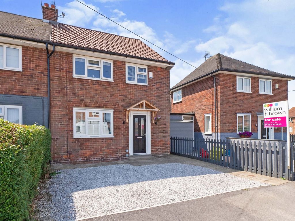 2 bed semidetached house for sale in Tweed Grove, Hull HU8 Zoopla
