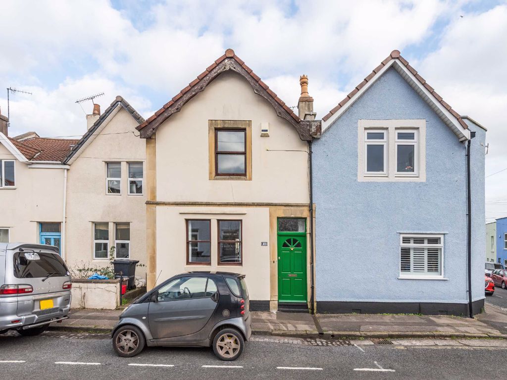 2 bed terraced house for sale in Greenbank Road, Southville, Bristol