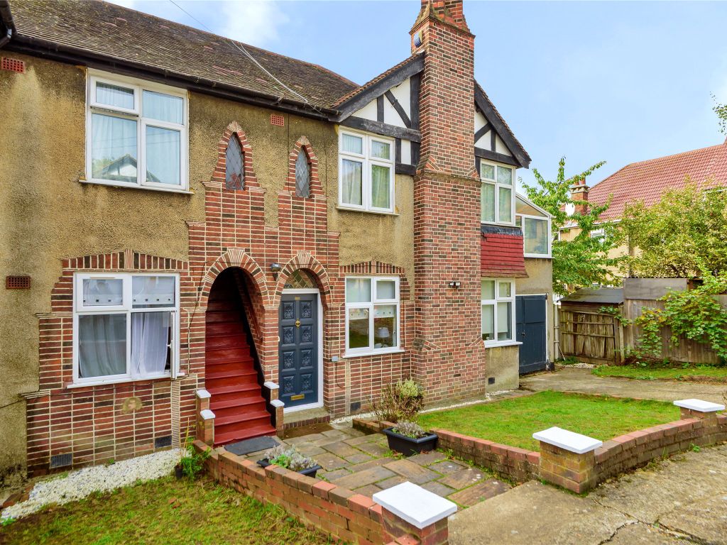3 bed flat for sale in Ash Tree Dell, Kingsbury, London NW9 Zoopla