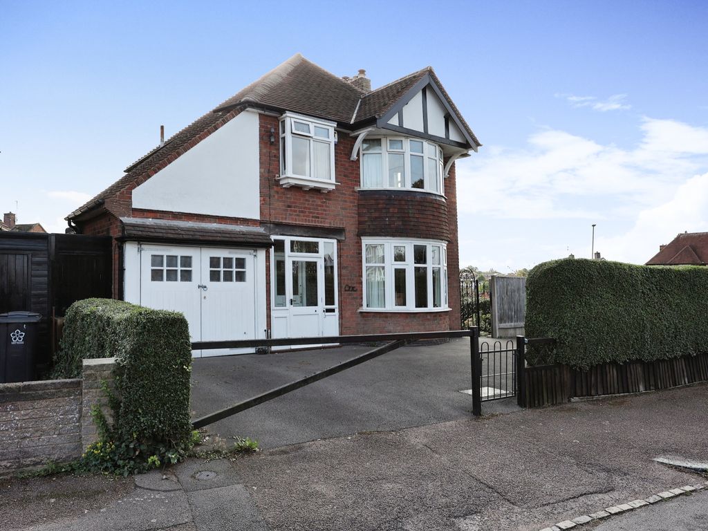 3 bed detached house for sale in Westmeath Avenue, Leicester, Leicestershire LE5, £460,000 Zoopla