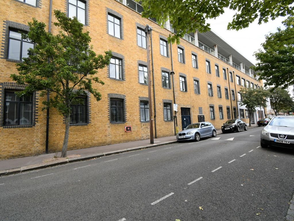 1 bed flat to rent in Spectacle Works, Jedburgh Road, London E13, £