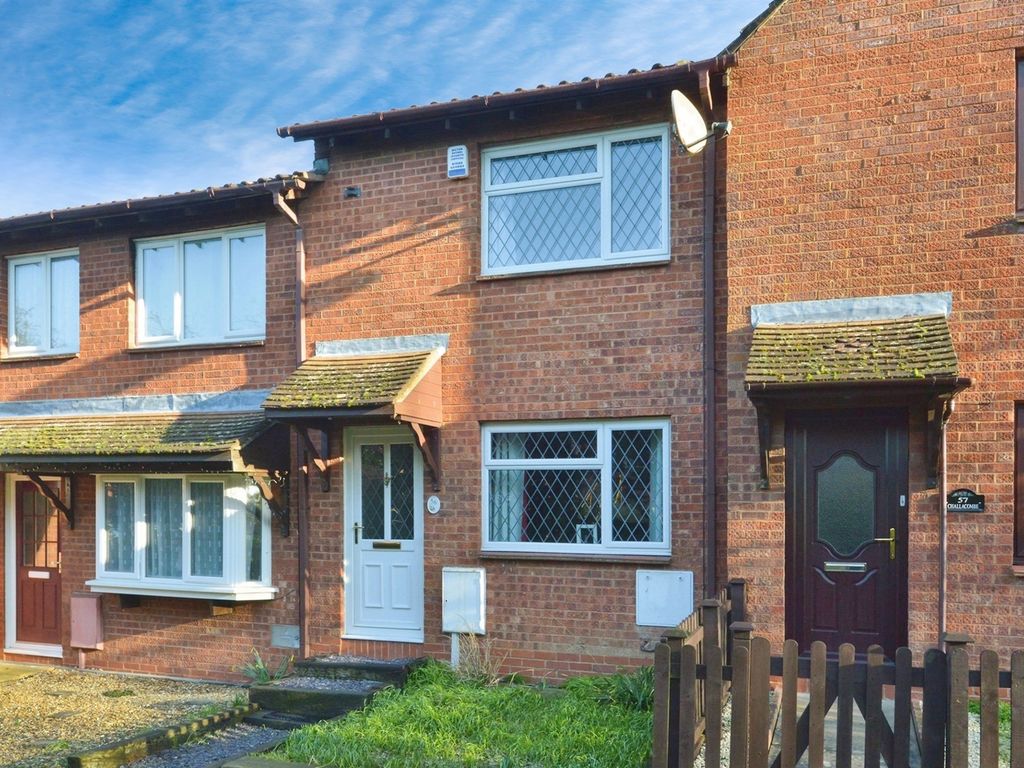 2 bed terraced house for sale in Furzton, Milton Keynes