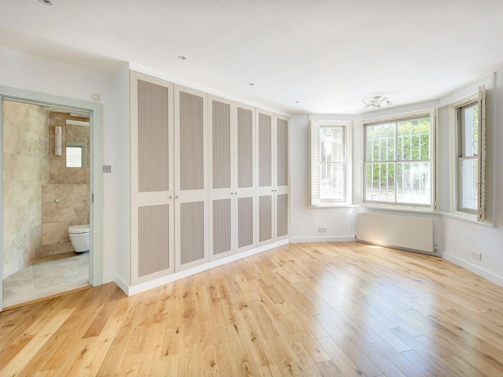 2 bed flat for sale in St. Quintin Avenue, London W10, £975,000 Zoopla