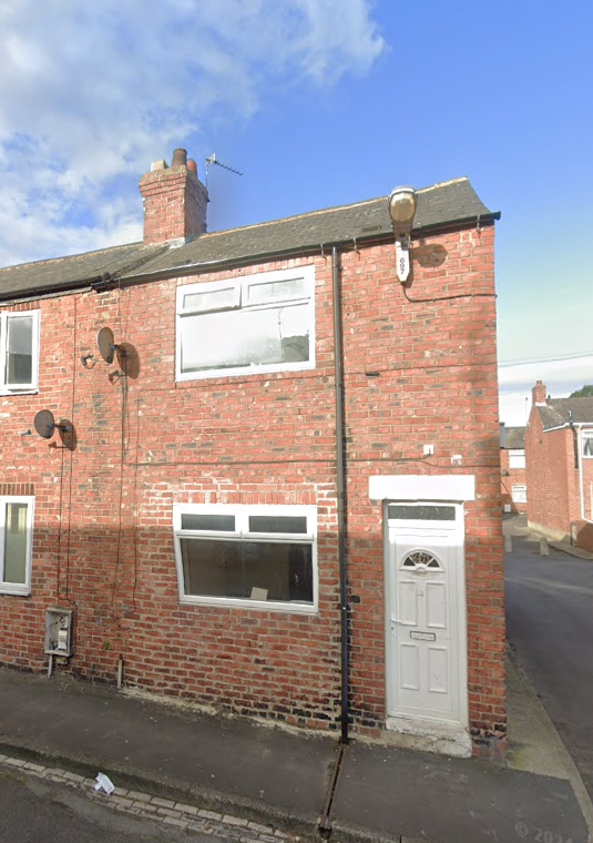 2 bed end terrace house to rent in West Street, Grange Villa, Chester