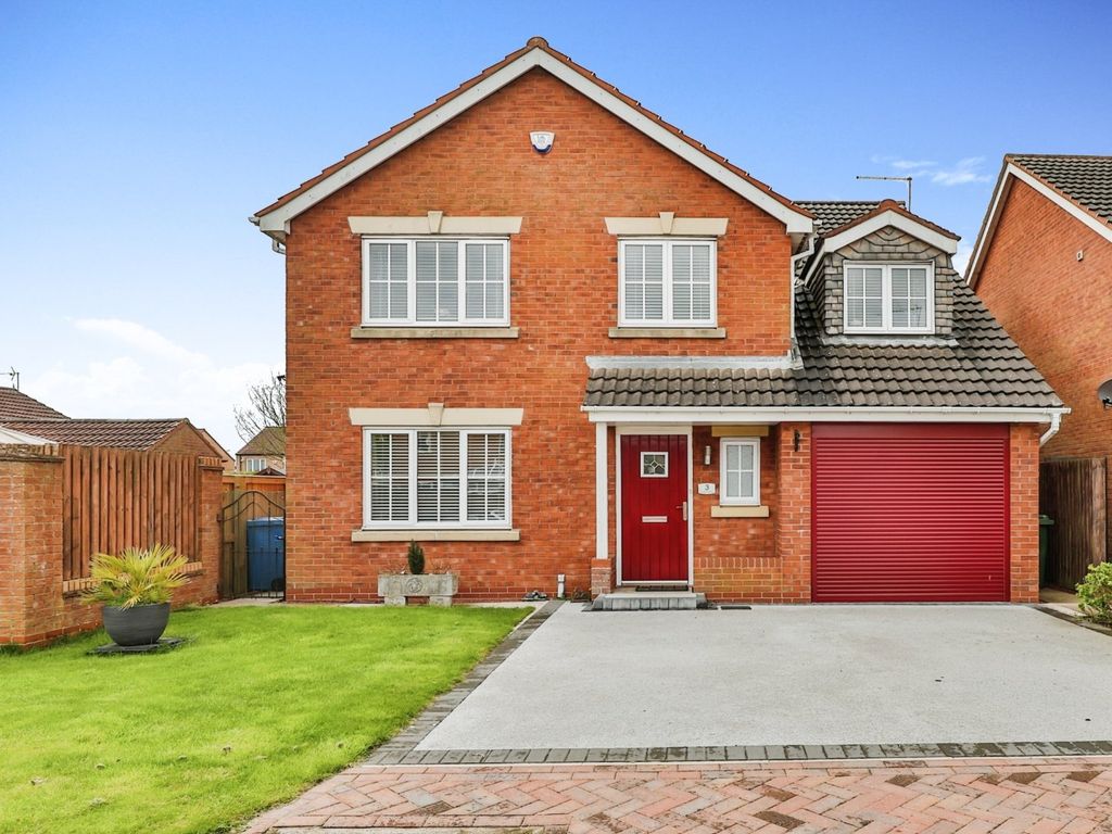 4 bed detached house for sale in Derwent Gardens, Bridlington, East