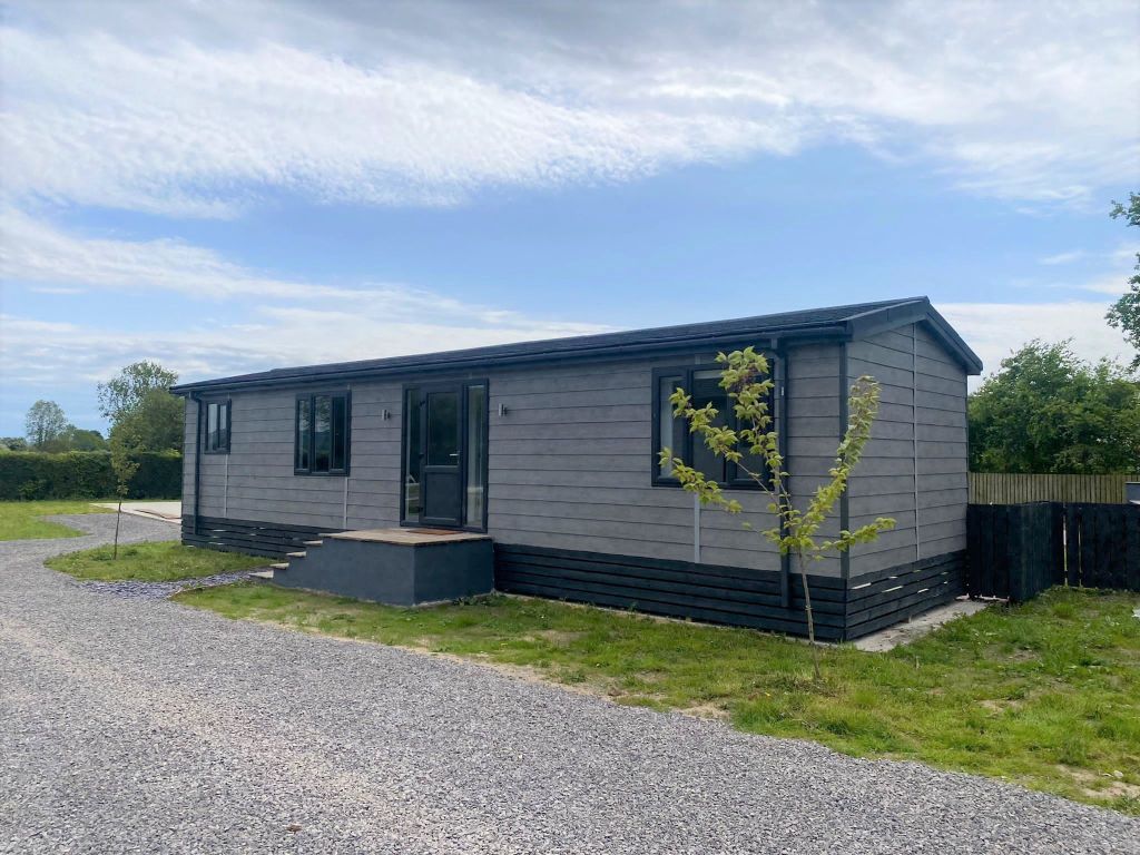 2 bed mobile/park home for sale in Feoffee Common Lane, Pocklington