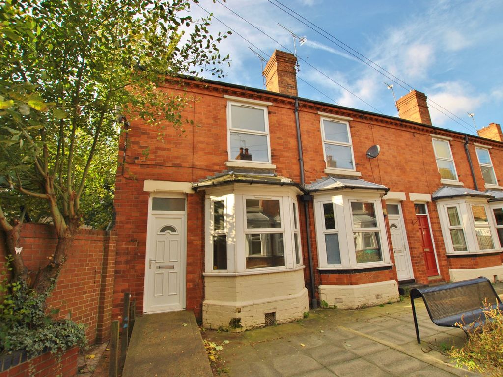 2 bed end terrace house to rent in Thurgarton Avenue, Sneinton, Nottingham, Nottinghamshire NG2