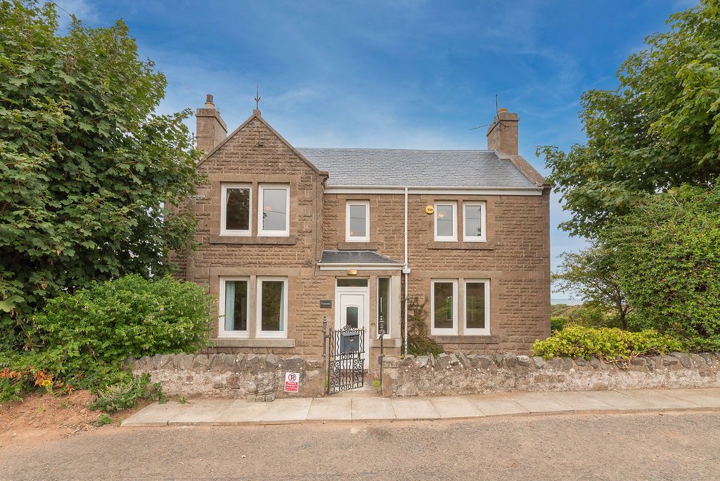 4 bed detached house for sale in Cockburnspath TD13 Zoopla