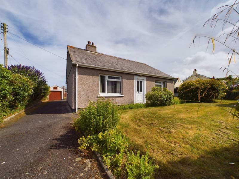 2 bed detached bungalow for sale in Clifton Road, Park Bottom, Redruth TR15 Zoopla
