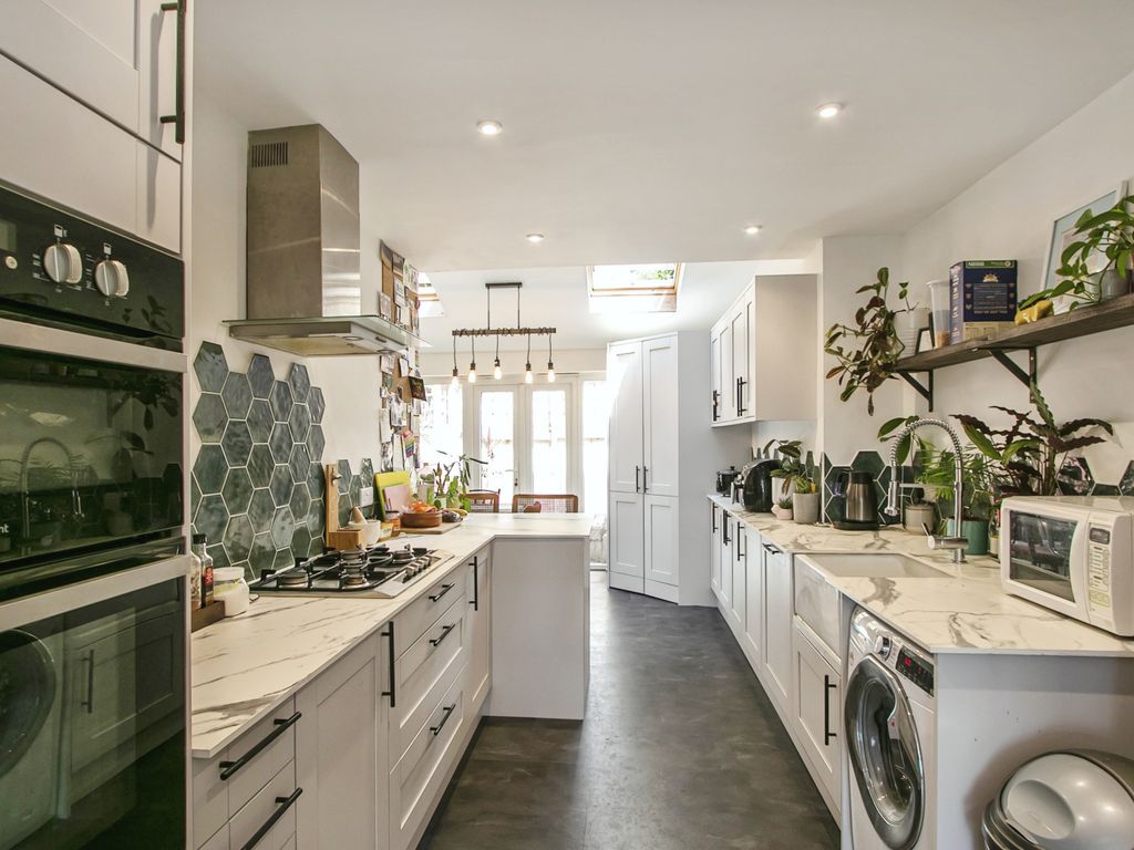 3 bed semidetached house for sale in Sunnyside Road, Poole, Dorset