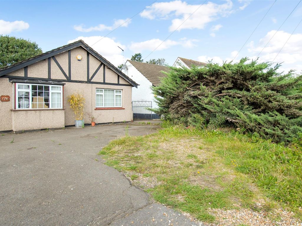 3 bed detached bungalow for sale in Harlington Road, Uxbridge UB8 Zoopla