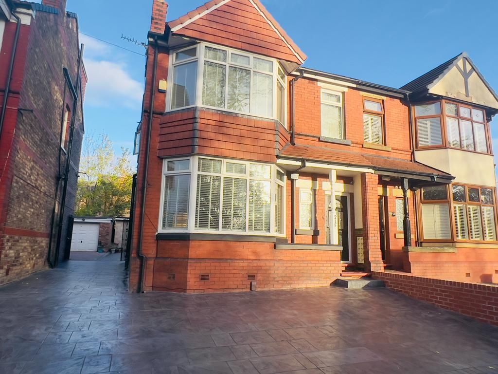 5 bed semidetached house for sale in Northmoor Road, Longsight