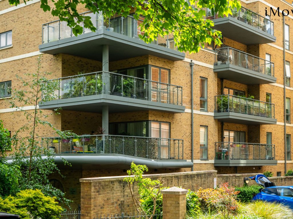 2 bed flat for sale in 8 Sylvan Hill, London SE19, £525,000 Zoopla