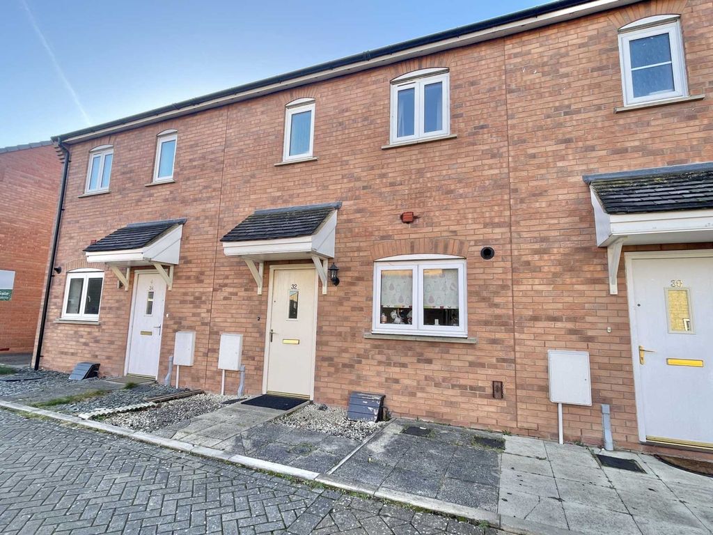 2 bed terraced house for sale in Hawthorn Place, Didcot OX11, £285,000