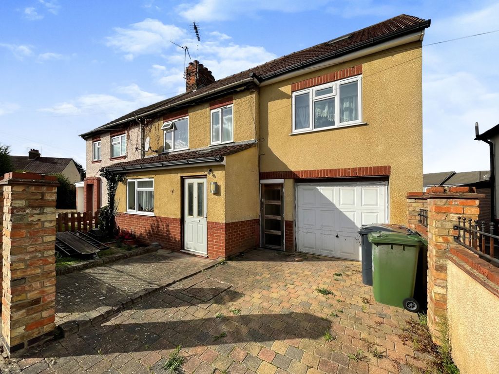 Lister Road, Peterborough PE1  