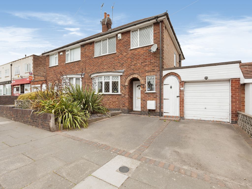 3 bed semidetached house for sale in Burnham Drive, Leicester
