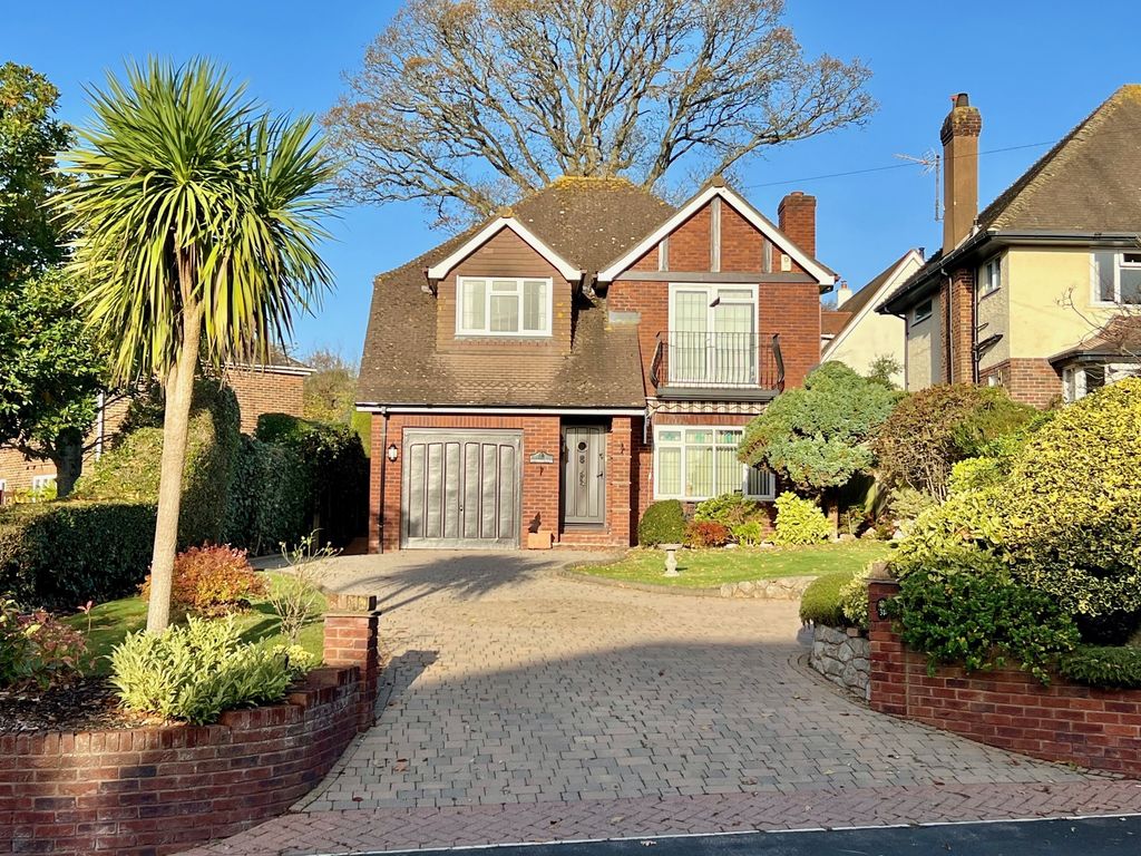 3 bed detached house for sale in Douglas Avenue, Exmouth EX8, £750,000