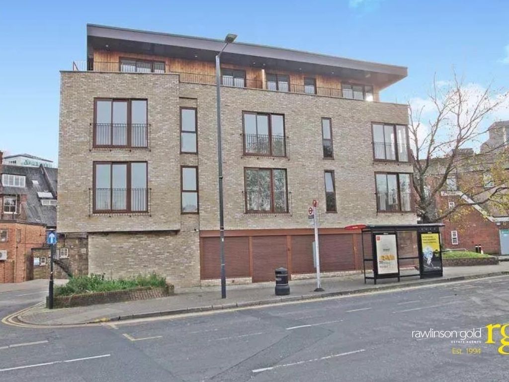 1 bed flat for sale in Greenhill Way, HarrowOnTheHill, Harrow HA1