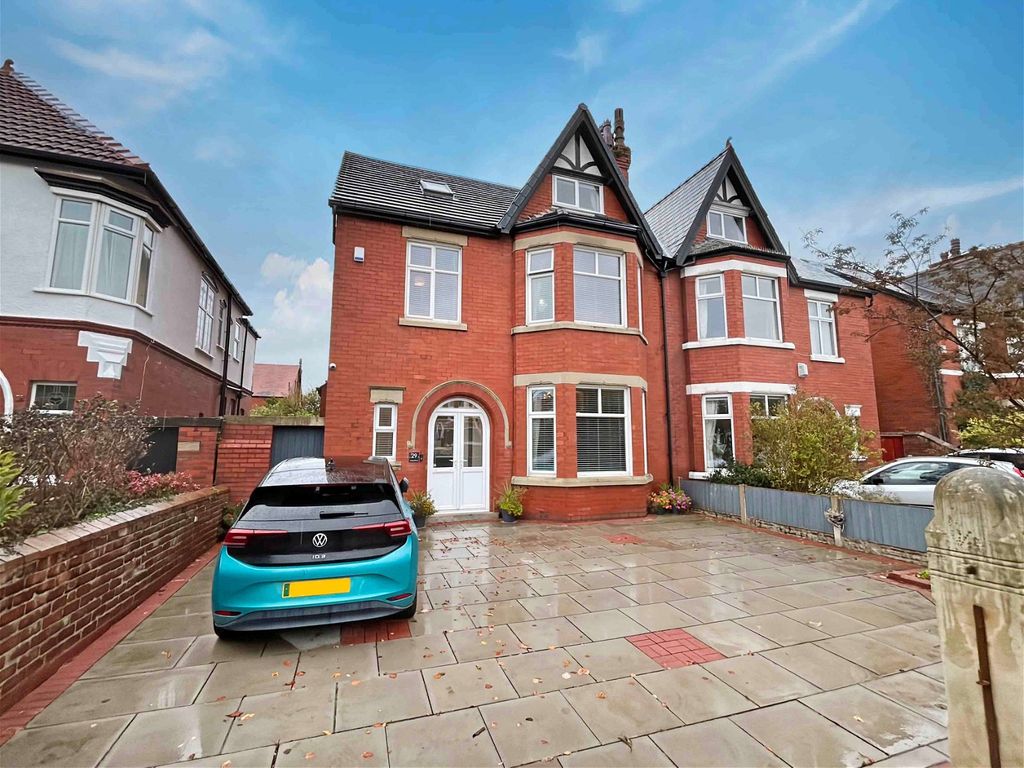 6 bed semidetached house for sale in Melling Road, Southport, 9Du. PR9